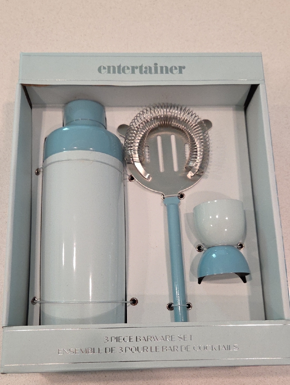 Entertainer 3-Piece Barware Set in Light Blue,  New In Box!